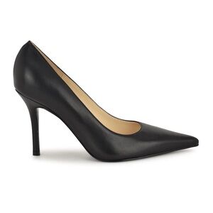 Nine West Black Pumps